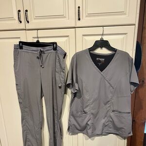 Grey's Anatomy Gray Spandex Stretch scrubs tops XL bottoms L 4 SETS INCLUDED